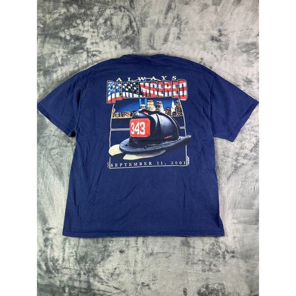 Vintage 9/11 Memorial T-Shirt XL 2001 Firefighter Graphic Tee USA Patriotic NYC‎ - Picture 1 of 9